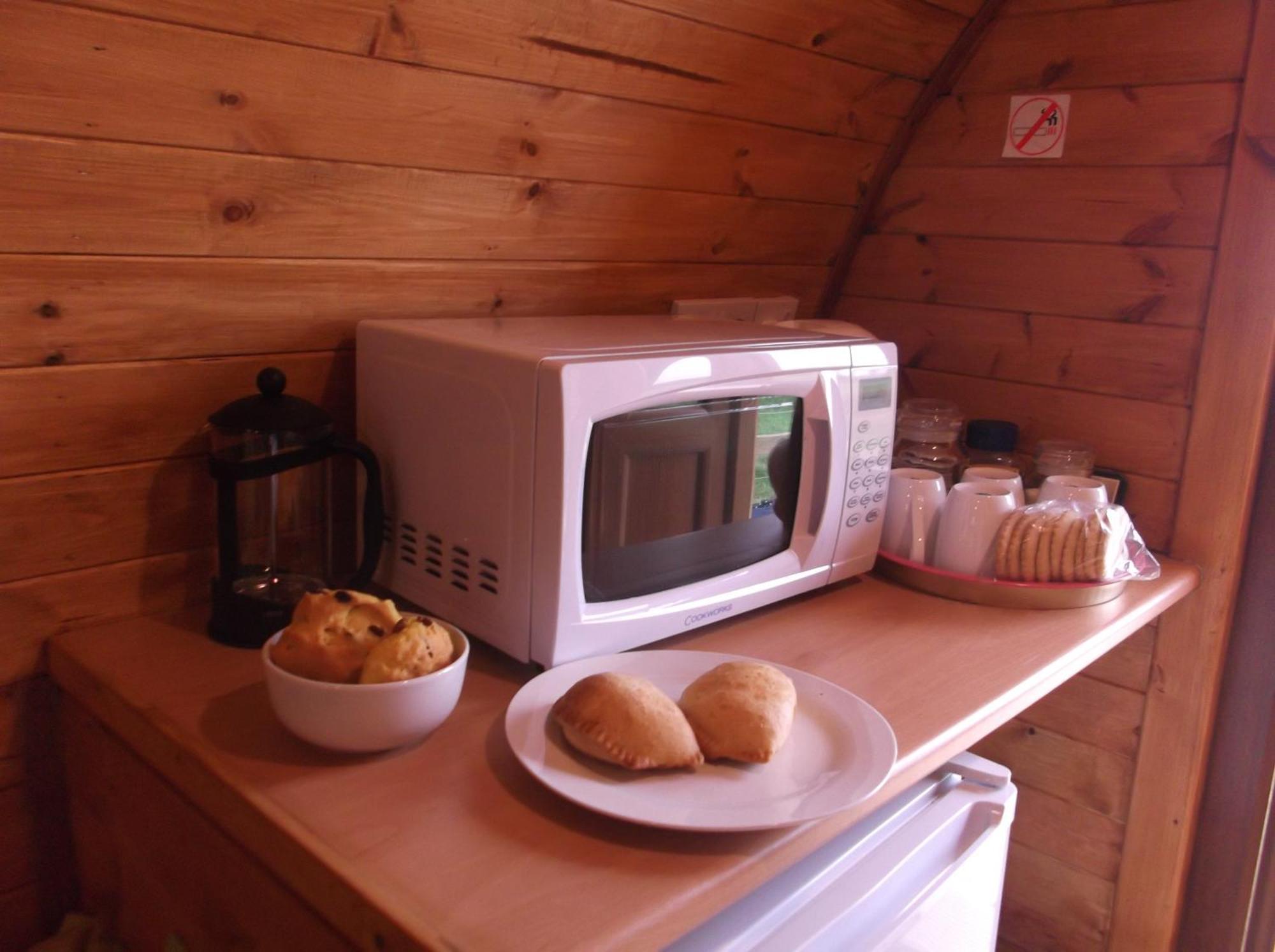 Rivendell Glamping Pods Hotell Holsworthy Eksteriør bilde